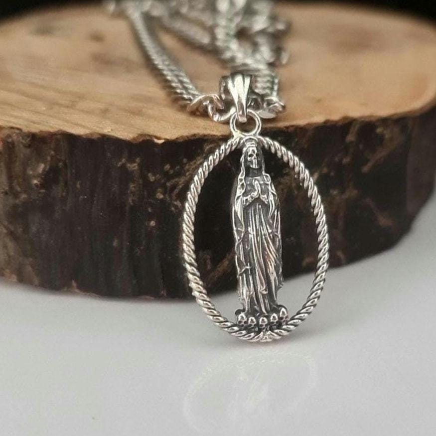 Santa Muerte Pendant with Frame 925 Silver - Grim Reaper Necklace for the Bold & Iconoclastic