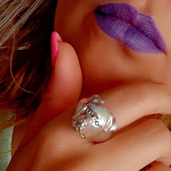 Handmade Rottweiler Ring: Detailed 925 Sterling Silver Dog Band