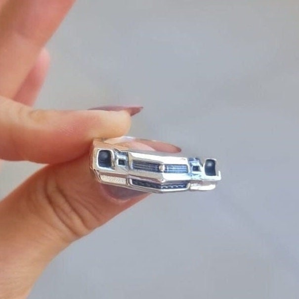 Handmade Silver 1979 Classic Car Ring: Bold Automotive Jewelry