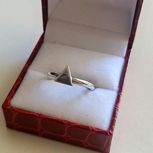 Handmade Sterling Silver Triangle Ring: Minimalist Geometric Jewelry
