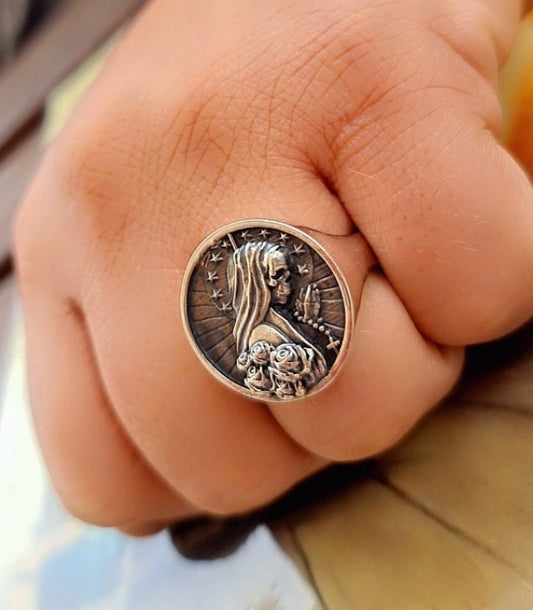Handcrafted Santa Muerte 925 Silver Ring: Gothic Skull Jewelry