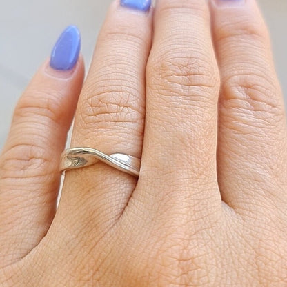 Sterling Silver Mobius Ring: Minimalist Twisted Band