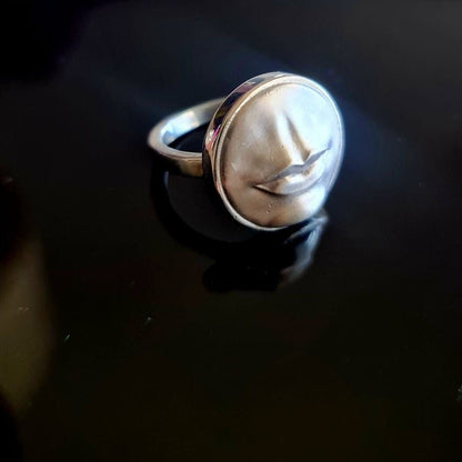 lips ring - 925 sterling silver - women's sizes -sleek & modern design - handmade with care -