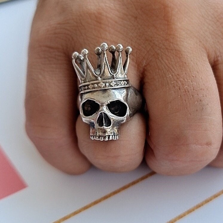 925 Silver King Skull Ring with Crown: Gothic Biker Jewelry  A symbol of mortality