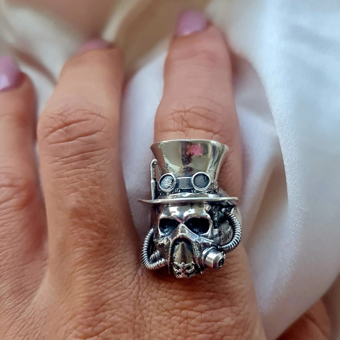 Steampunk-Inspired Silver Skull Ring -  stylish  Gothic solid & Sturdy  Sterling Silver