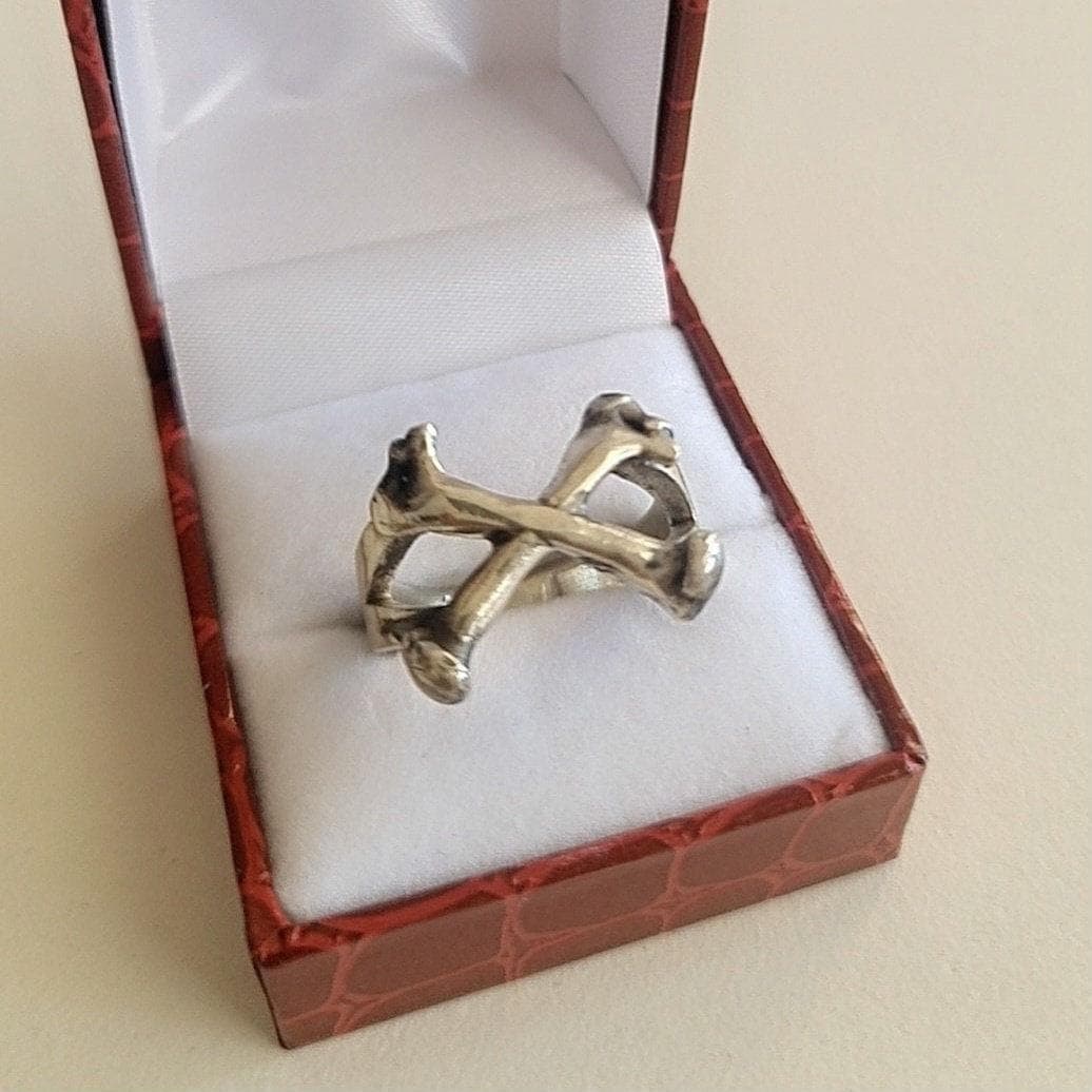 Handmade 925 Silver Bones Ring: Gothic Biker Jewelry