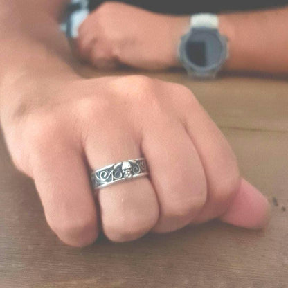 Skull and Engine with ornaments Ring-Edgy design-Handmade 925 silver-Perfect accessory for bikers.