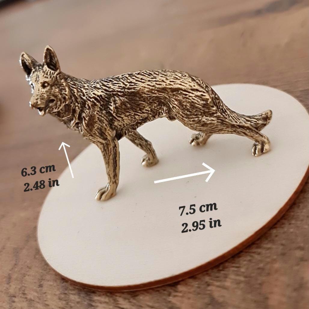 Ornament brass German Shepherd Solid and Sturdy dog figurine - Deco style (98 grams )