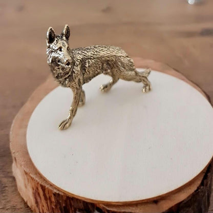 Ornament brass German Shepherd Solid and Sturdy dog figurine - Deco style (98 grams )