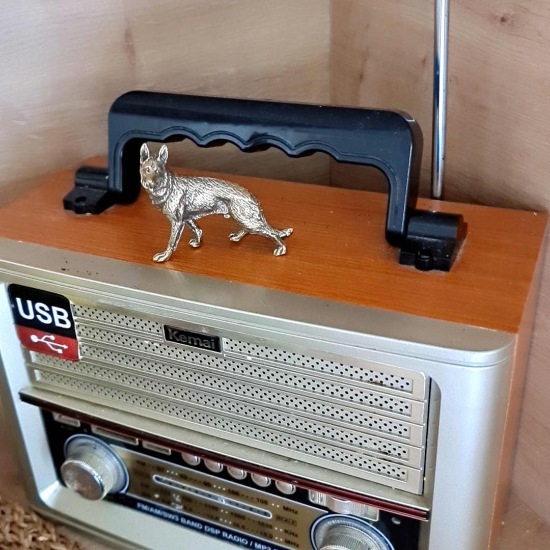 Ornament brass German Shepherd Solid and Sturdy dog figurine - Deco style (98 grams )