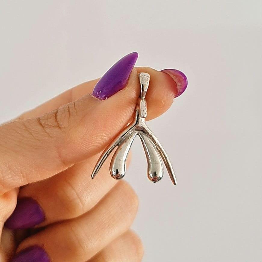 Clitoris Pendant - clitoris pendant - clítoris pendenciero - Klitoris-Hängeklitoris Handmade feminist gift