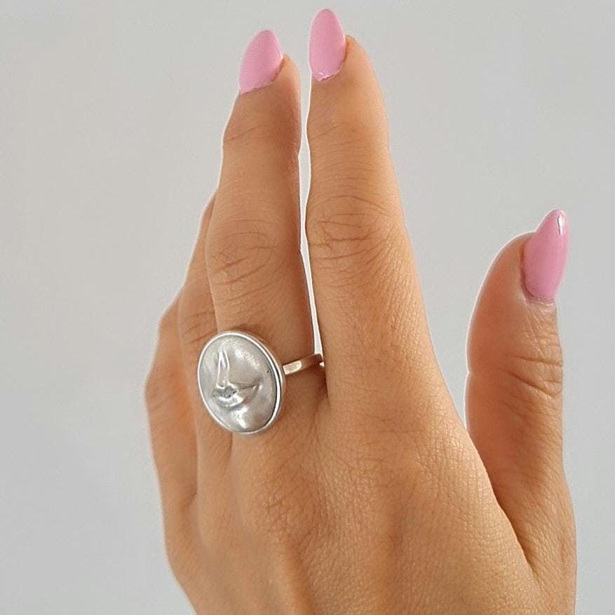 lips ring - 925 sterling silver - women's sizes -sleek & modern design - handmade with care -