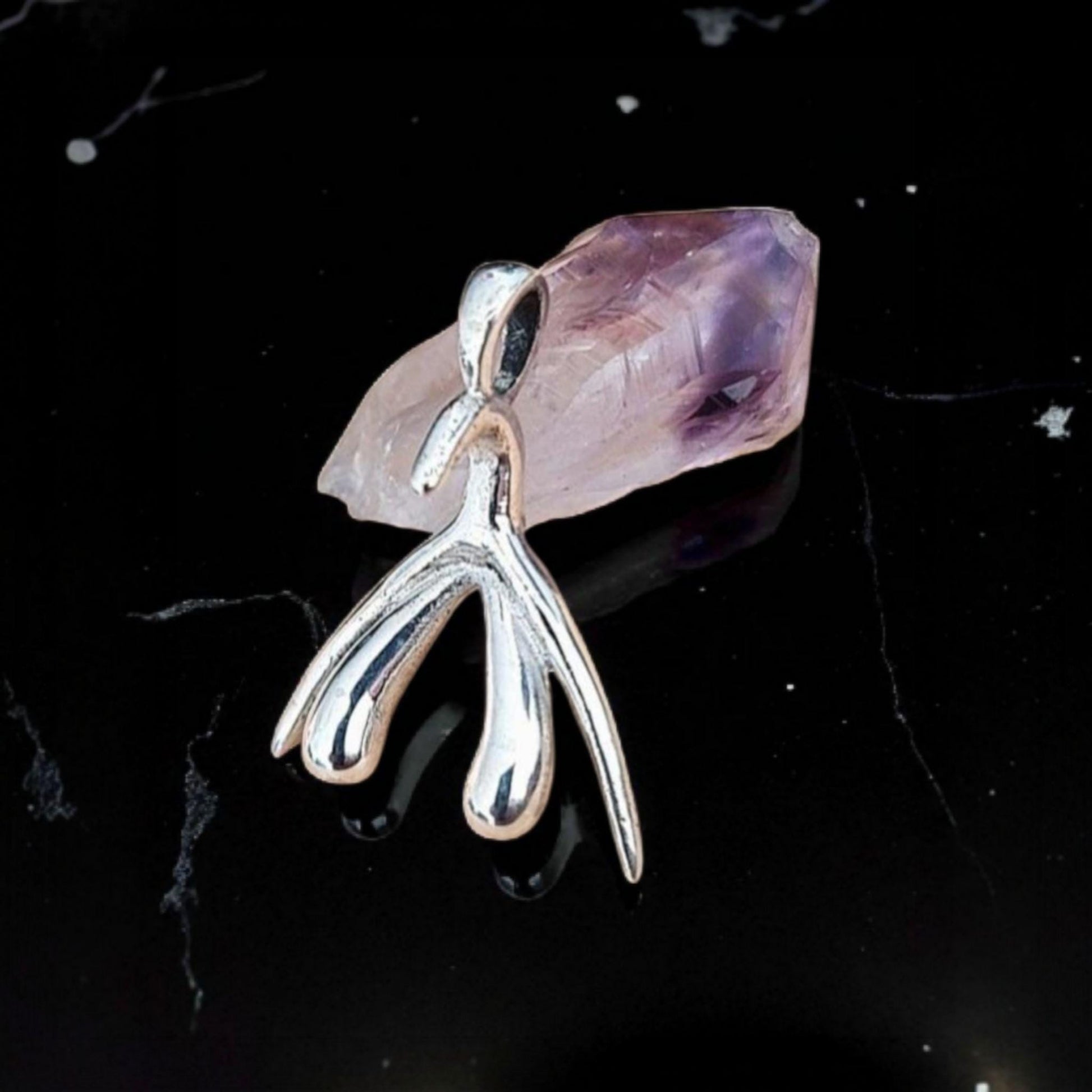 Clitoris Pendant - clitoris pendant - clítoris pendenciero - Klitoris-Hängeklitoris Handmade feminist gift