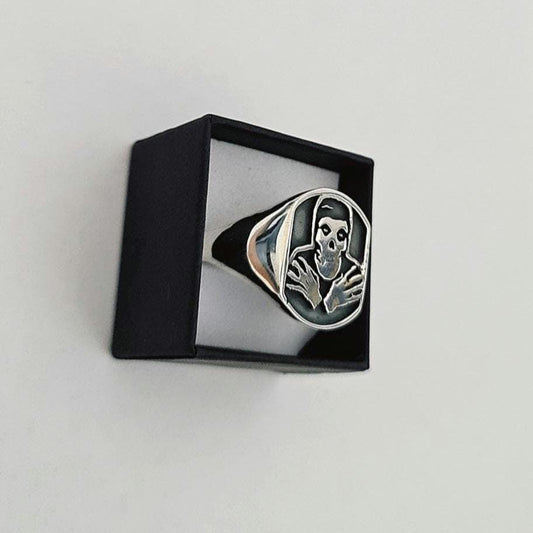 Sterling Silver Misfit Skull signet Ring: Punk Biker Jewelry