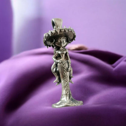 La Muerte Figurine Pendant: Handmade 925 Silver Cartoon character Jewelry