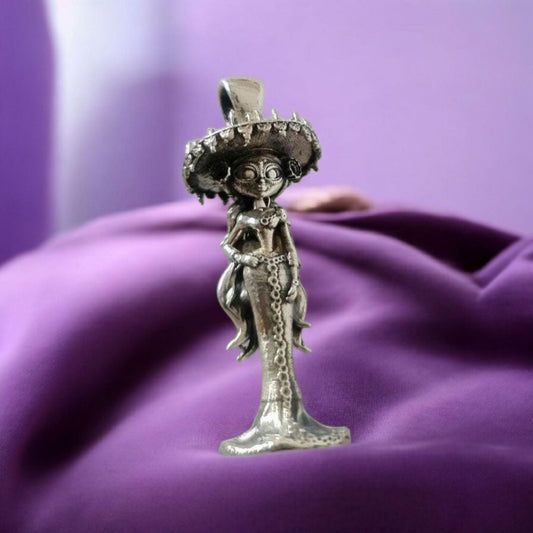 La Muerte Figurine Pendant: Handmade 925 Silver Cartoon character Jewelry