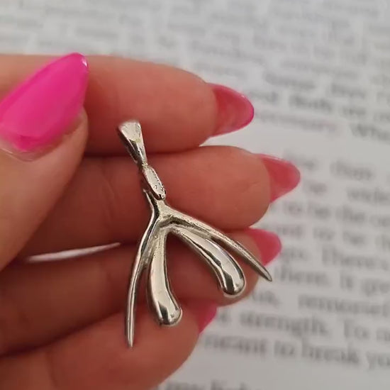 Clitoris Pendant  - clitoris pendant - clítoris pendenciero - Klitoris-Hängeklitoris Handmade feminist gift